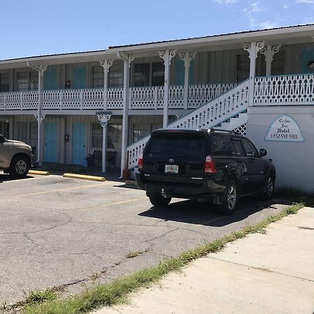 Cedar Inn Cedar Key Exteriör bild